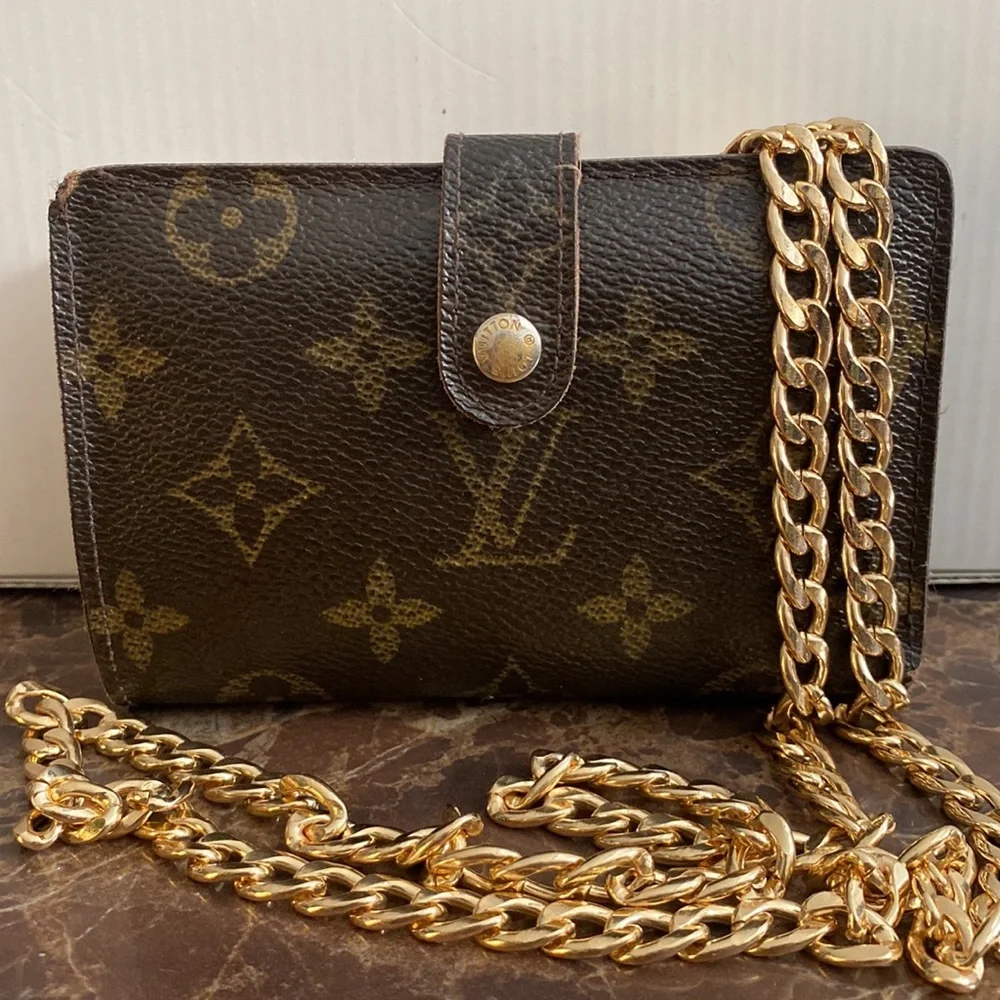 Authentic Louis Vuitton French Kisslock Wallet